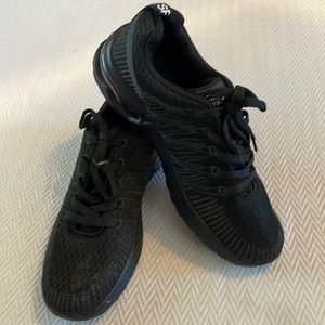 NWOT Omega Walk shoes